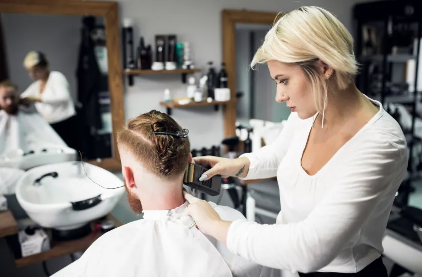 Strzyżenie i stylizacja damska – salon LUME